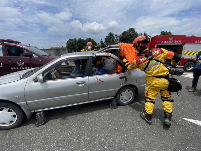 核安演习核三厂登场，2500人次实地参与。(屏县消防局提供)