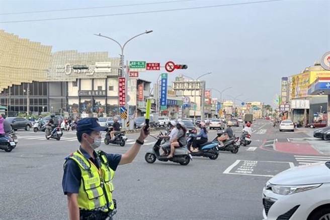 永康警分局因应中秋连假，8日起针对14处路口启动交通疏导勤务。(永康警分局提供／曹婷婷台南传真)