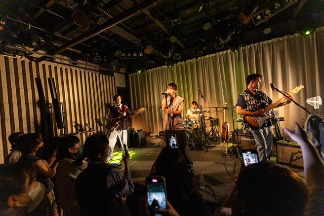 noovy日前登上韩国的音乐节舞台，许多乐迷到场支持。（新视纪整合行销提供）