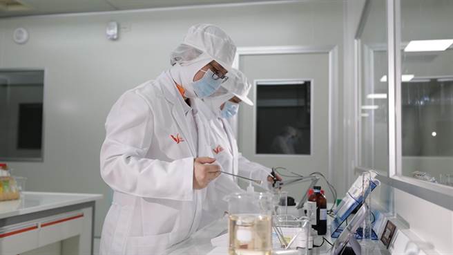 佐登妮丝城堡内含12大国际级实验室，从产品原料品质、安定、安全、精准功效、有效性及稳定性等方面严格把关。（佐登妮丝提供）