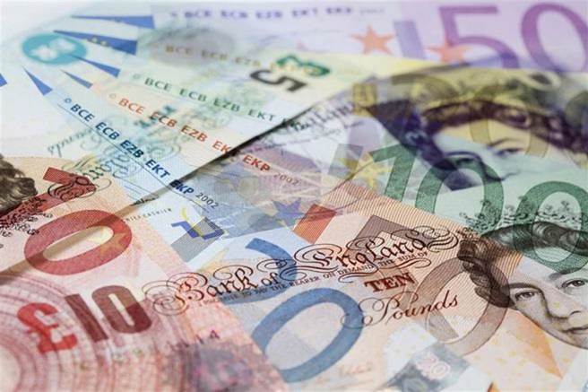 英镑兑美元创37年来新低。(示意图/达志影像)