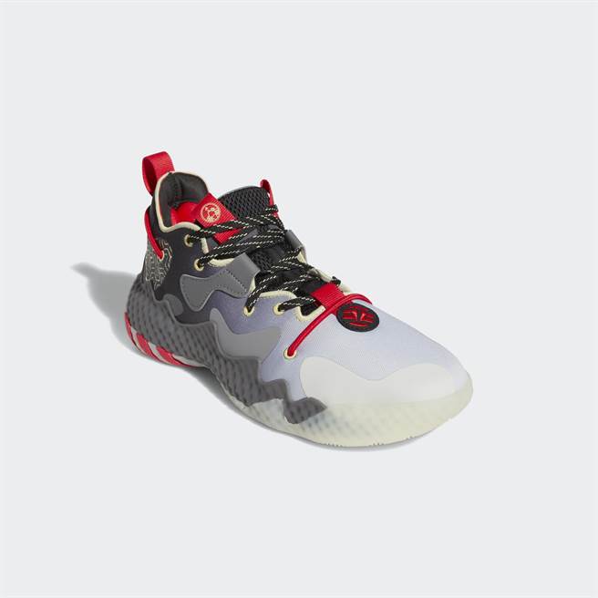 Harden Vol.6，4890元。（adidas提供）