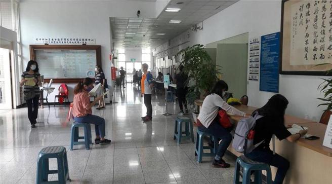 （科技产业园区陆续举办徵才活动。图／经济部提供）