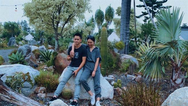 李淳和大6岁彩妆师女友修成正果。（摘自脸书）