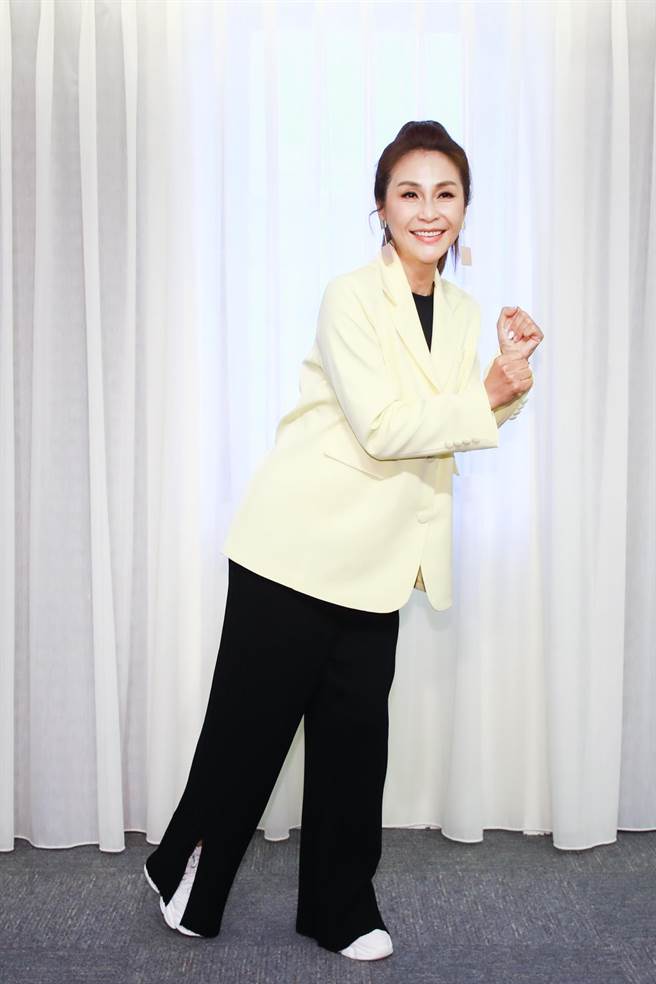 梁佑南擔任不老銀行公益大使。（紅心字會提供）