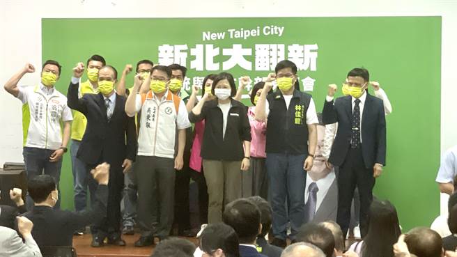 蔡英文总统前往新北替林佳龙站台。（吕健豪摄）