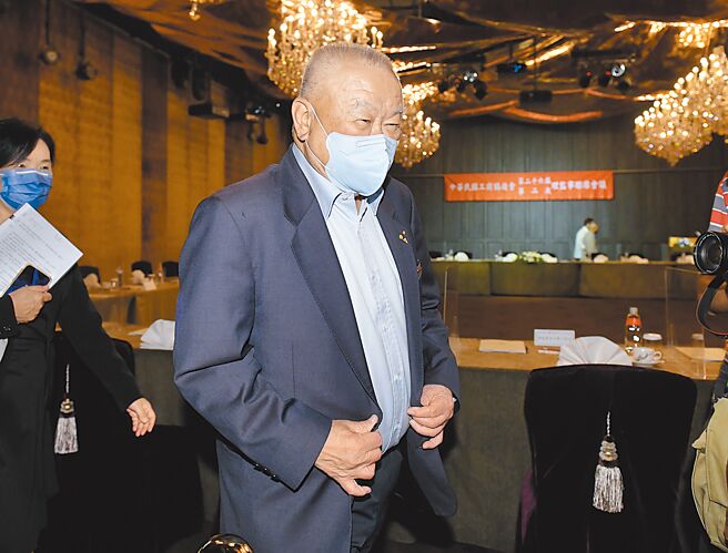 工商协进会7日举行第二十六届理监事联席会议，三三会理事长林伯丰出席。（王德为摄）