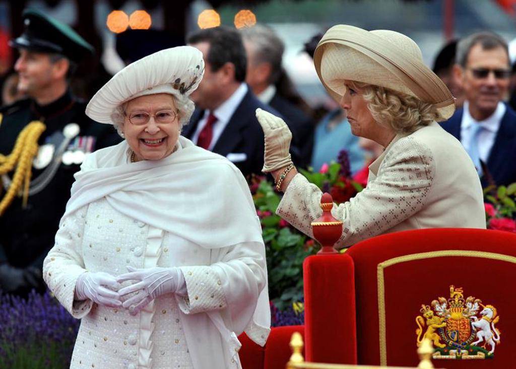 英国女王与媳妇卡蜜拉。（美联社）(photo:ChinaTimes)