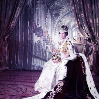 伊莉莎白二世的珠寶擁世上最大顆鑽石 胸針是亮點