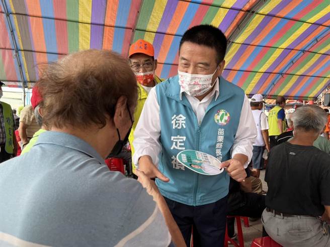 民進黨苗栗縣長參選人徐定禎組苗栗隊，預計在選前舉辦3百場政策說明會。(徐定禎競總提供)