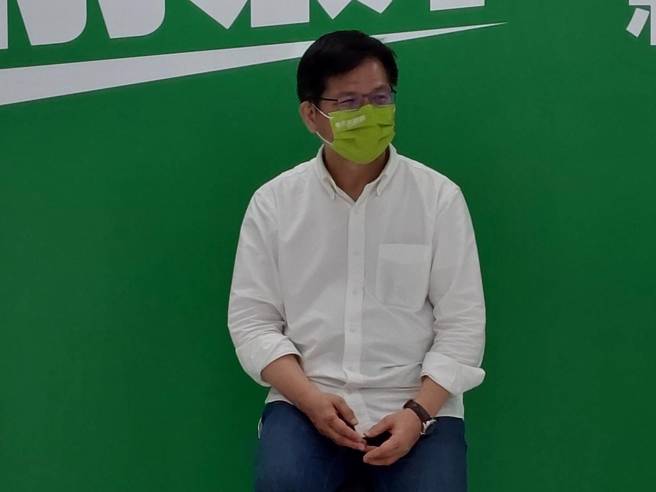 民进党新北市长参选人林佳龙挑战蓝营领头羊侯友宜，陷入苦战。（资料照,陈慰慈摄）