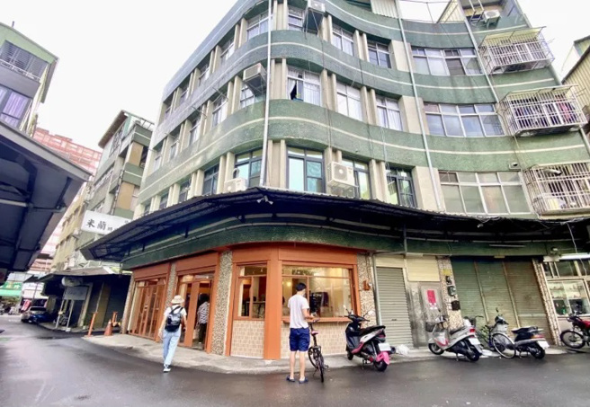 環時好室是一個文化實驗基地，也是分享雲嘉南優質品牌的空間，希望創造讓年輕人「回嘉」和「留在嘉」的理由。（圖/ 行遍天下）