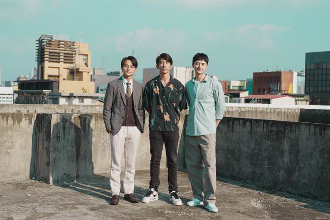 杨铭威（左起）、修杰楷、张轩睿昨出席开镜仪式。（百聿数码提供）