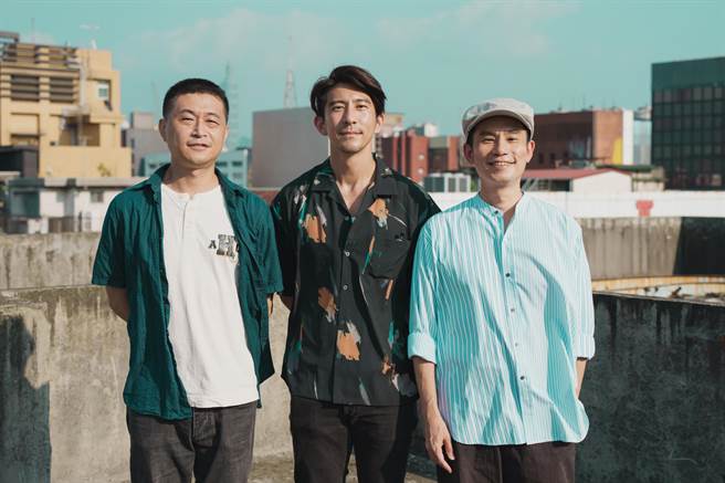  导演连奕琦（左起）、制作人修杰楷、编剧杜政哲合作戏剧。（百聿数码提供）