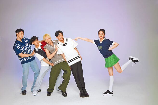 noovy合作歐陽娣娣（右）推出全新EP。（索尼提供）