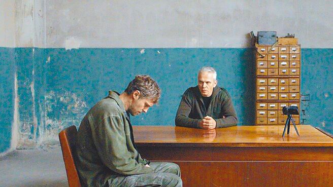 《乌克兰医生》关注俄乌战事，聚焦医生被俘虏的遭遇。（海鹏提供）