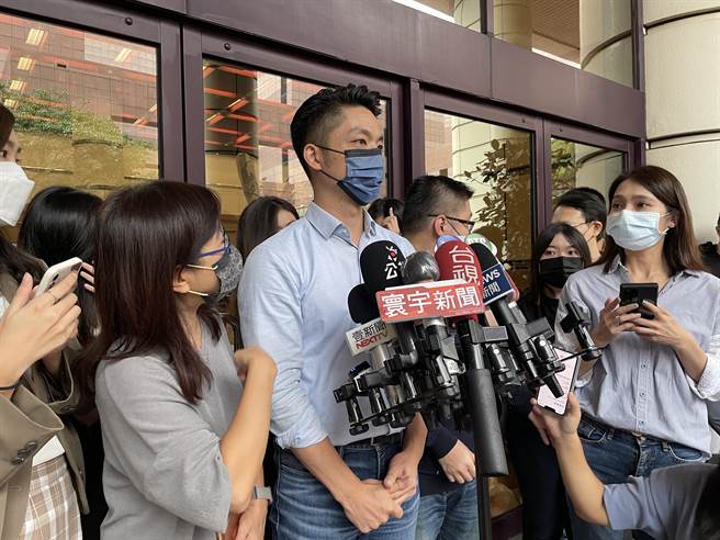 蔣萬安11日下午出席淨空老和尚圓寂七七追思繫念法會。（楊亞璇攝）