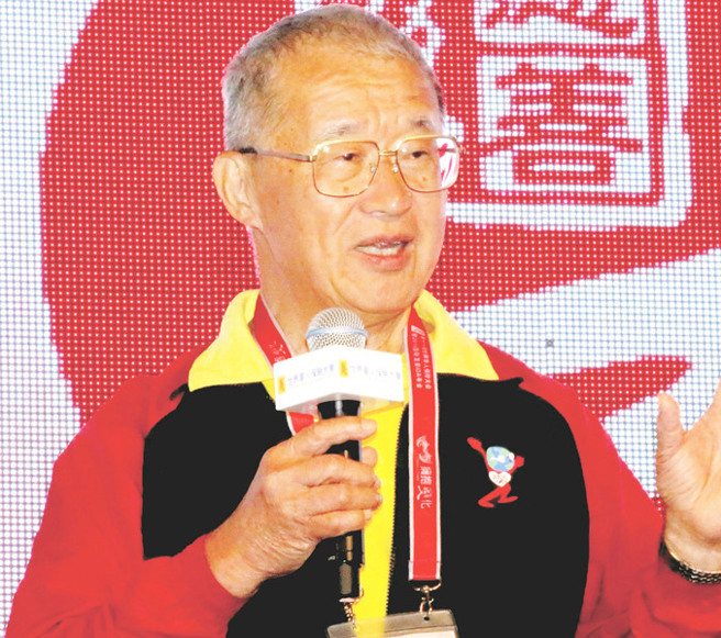 前监察院长王建煊和朋友创办「无子西瓜基金会」及「天使居长照财团法人」建老人院来照顾他们，使他们像天使一样快乐的安养余年。（本报资料照片）