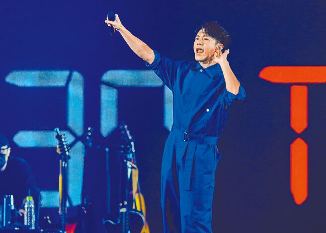 韋禮安昨2度攻蛋舉辦個人演唱會。（粘耿豪攝）