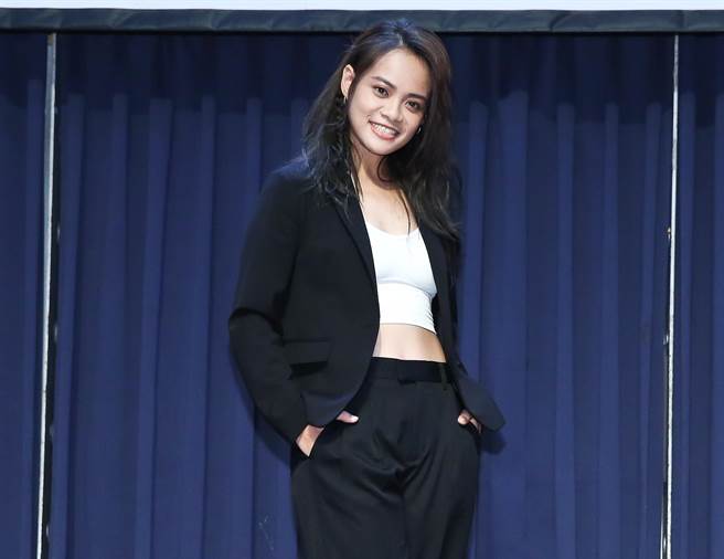 吱吱感謝《全明星運動會》隊友義氣出席她的演唱會。（陳俊吉攝）