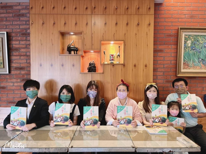 吳珮甄表示，因為阿育吠陀強調人的身體、心靈以及生存所需的能量都是由食物建構起來的，故依照個人的體質、症狀選擇適切的飲食，比服用藥物更為重要。(照片/吳珮甄提供)