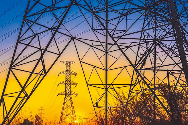 日本改變去核政策，有助液化天然氣市場流通。（示意圖／Shutterstock）