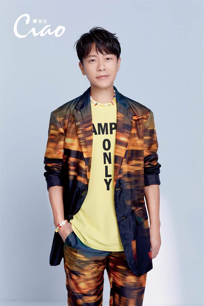 韦礼安担任9月号杂志封面人物。《Ciao潮旅》提供