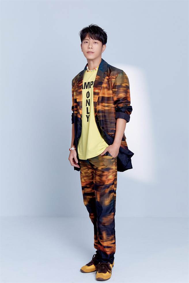 韦礼安担任9月号杂志封面人物。《Ciao潮旅》提供