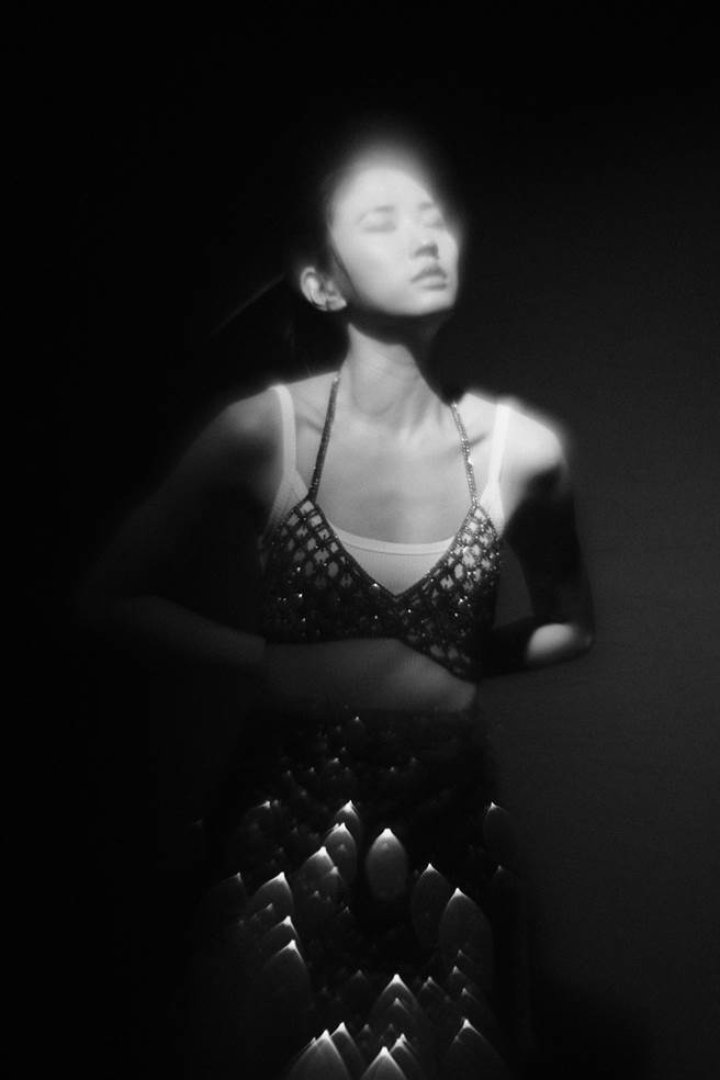 9m88穿上閃亮服裝象徵璀璨星空。爵士寶貝提供