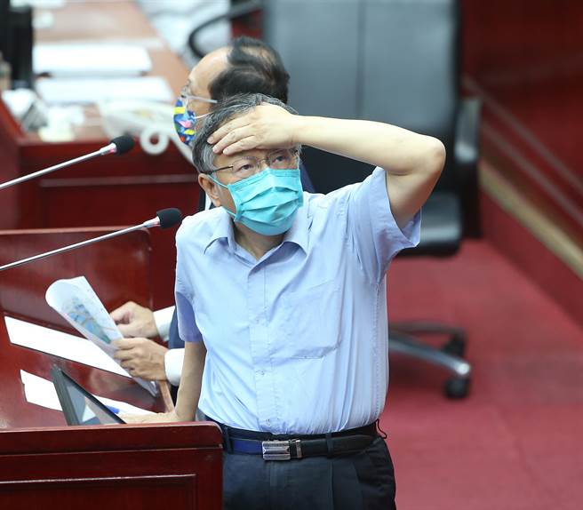 台北市長柯文哲（圖）13日赴市議會參加任內最後一次總質詢。（陳怡誠攝影）