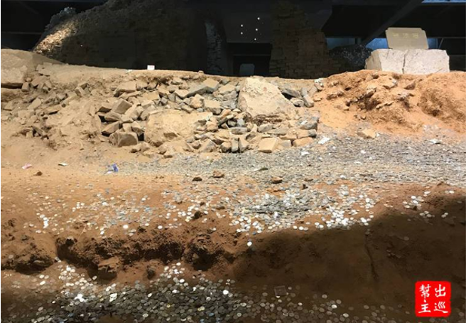 杭州西湖雷锋塔遗蹟。（作者提供）