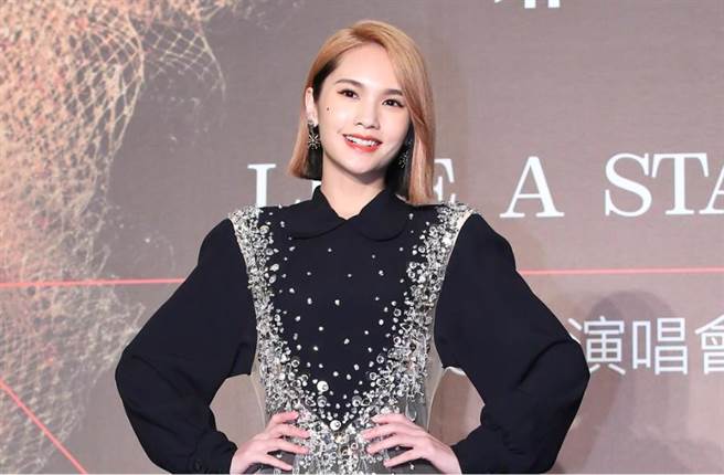 台湾歌星杨丞琳说她小时候家里吃不起海鲜，惨被绿网军围剿，说她在丑化台湾人。引发舆论争议。（中时资料照）
