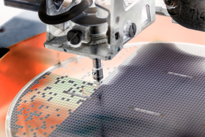 外媒报导，美国10月计画扩大对大陆晶片出口限制。（示意图/达志影像/shutterstock）
