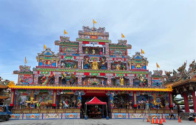 逾130年歷史的台东市天后宫举办12年1次建醮活动，成为台东宗教盛事，全市22日至24日吃素，台东肉品市场配合19至24日公休。（蔡旻妤摄）