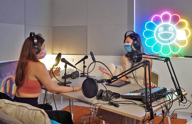 声音噪咖提供录音室租借服务，经营2年来已拥有2间录音室，并投入培育Podcast创作者。(图片提供/声音噪咖)
