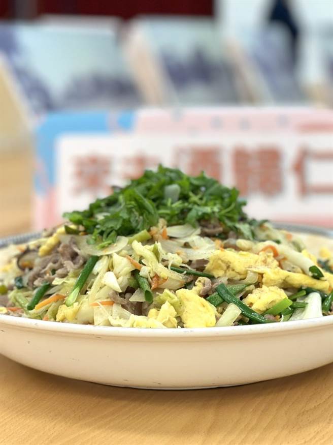 「乌糖仔炒米粉上好食」，曾是归仁风靡一时流行话题。(许耿肇提供／曹婷婷台南传真)