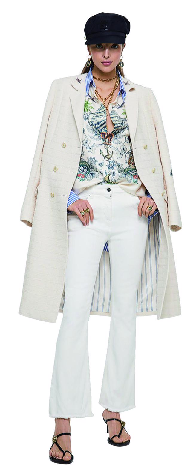 復興館ETRO－棉質長版大衣10萬8600元、條紋拼接水手印花襯衫3萬4200元。（SOGO提供）