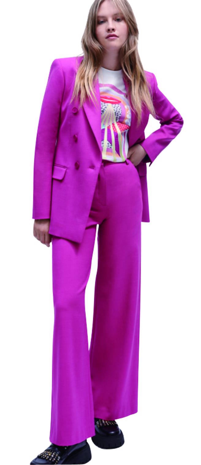 復興館Maje－紫紅西裝外套，1萬6490元。（SOGO提供）