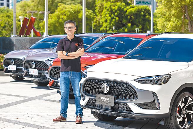 国产车新兵MG汽车，登台首作HS休旅车预售开红盘，总代理台湾英伦摩里斯总经理陈宗裕全台跑透透，将紧盯第一线销售。图／夜这提供