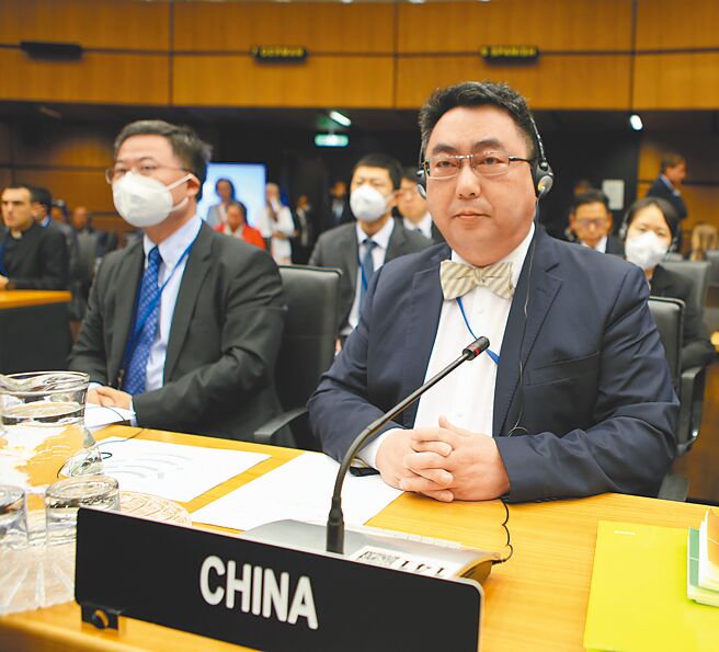 国际原子能总署（IAEA）理事会议12日在奥地利首都维也纳召开，会中第四次协商一致决定以单独正式议题讨论美英澳的核潜艇合作议题。（中新社）