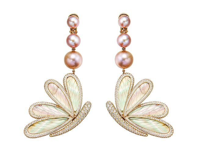 蕭邦蝴蝶耳環，主石為8顆瑪瑙，305萬8000元。（CHOPARD提供）