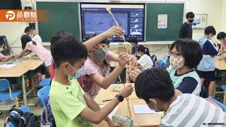 「培養耐煩的孩子」 小學生挑戰棉花糖高塔任務