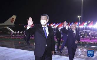 習近平會見吉爾吉斯總統 支持中吉烏鐵路專案早日開工