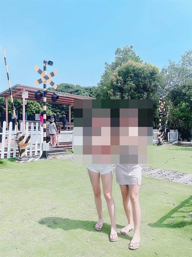 2名20几岁的女子到牛稠子车站公园裸拍，到案称「就是为了跟网友分享」。（读者提供／曹婷婷台南传真）