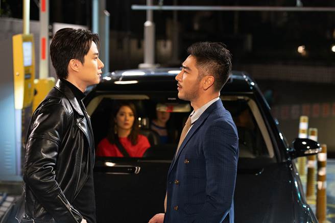 刘书宏和罗平剧中正邪对立。（中视提供）