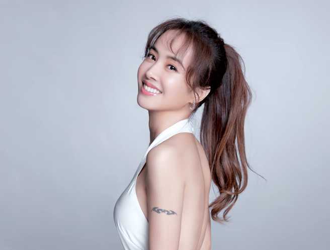 蔡依林中秋连假去澎湖旅游，尝试水上活动。(图/蔡依林 脸书)