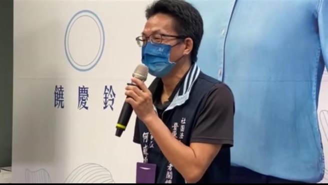 饶庆铃15日允诺未来会照顾好每1位台东县民，建构全面完善的社福系统，获得县内不少社福团体支持。刘棹豪发布新闻稿回应这是中央经费。（蔡旻妤摄）