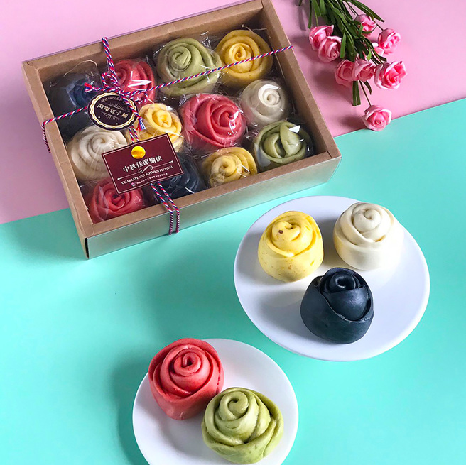 玫瑰花馒头礼盒。(图片提供/社团法人高雄市超越巅峰关怀协会)
