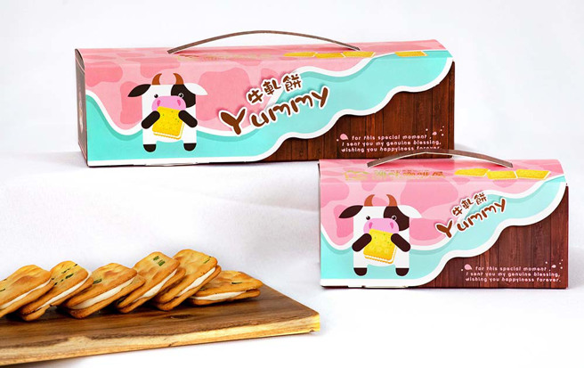 湖畔牛轧饼礼盒。(图片提供/湖畔咖啡屋庇护工场)
