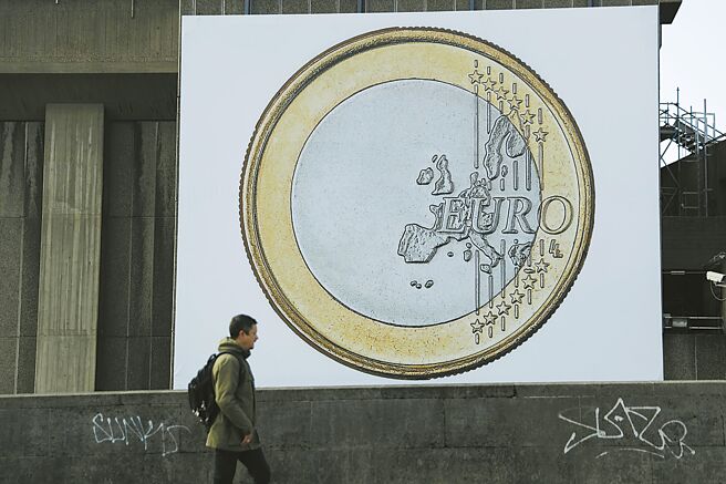 欧元现钞问世20周年，其阶段成绩值得探讨。图／美联社